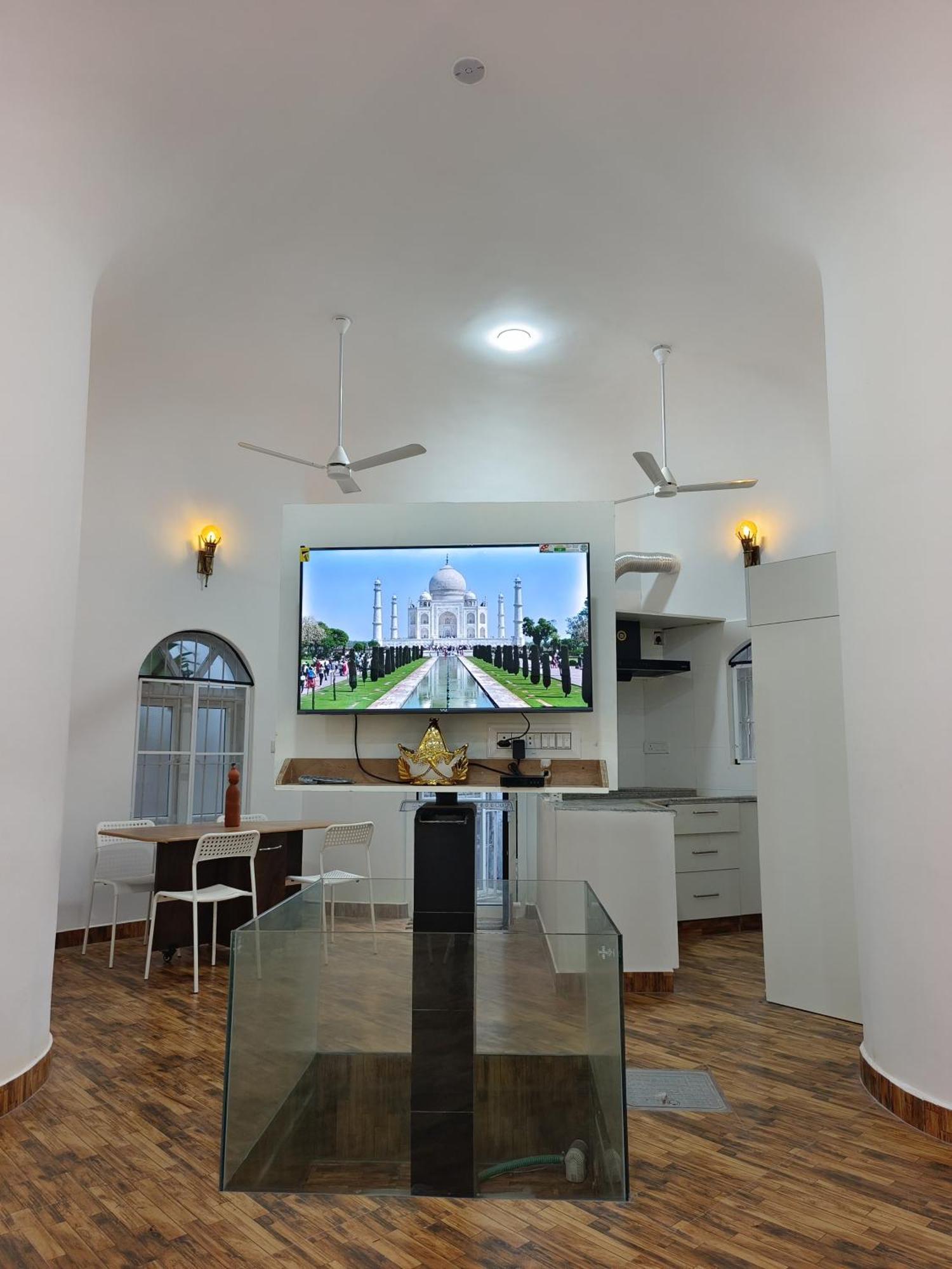 Caveman Guest House Пондичери Екстериор снимка