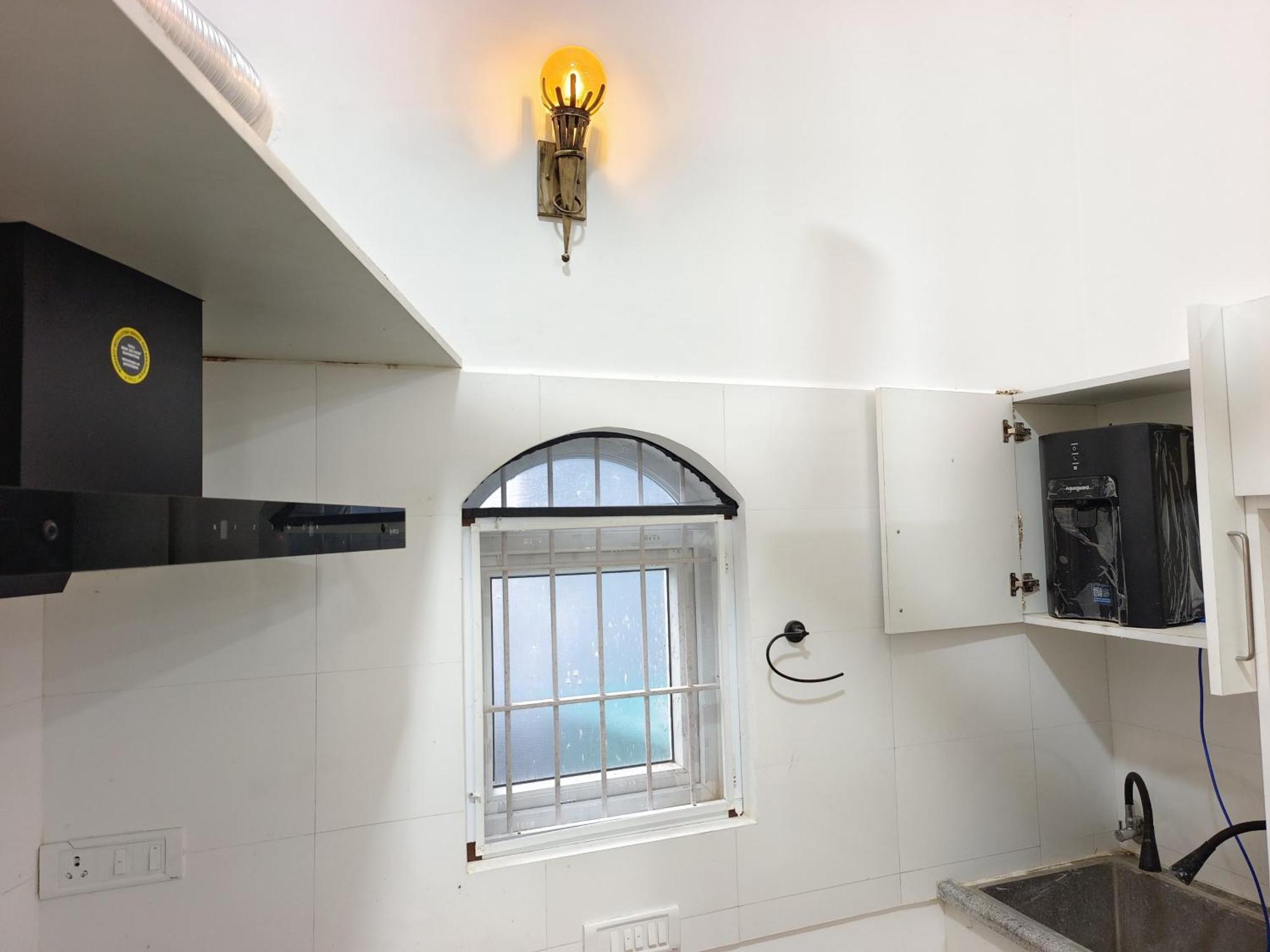 Caveman Guest House Пондичери Екстериор снимка