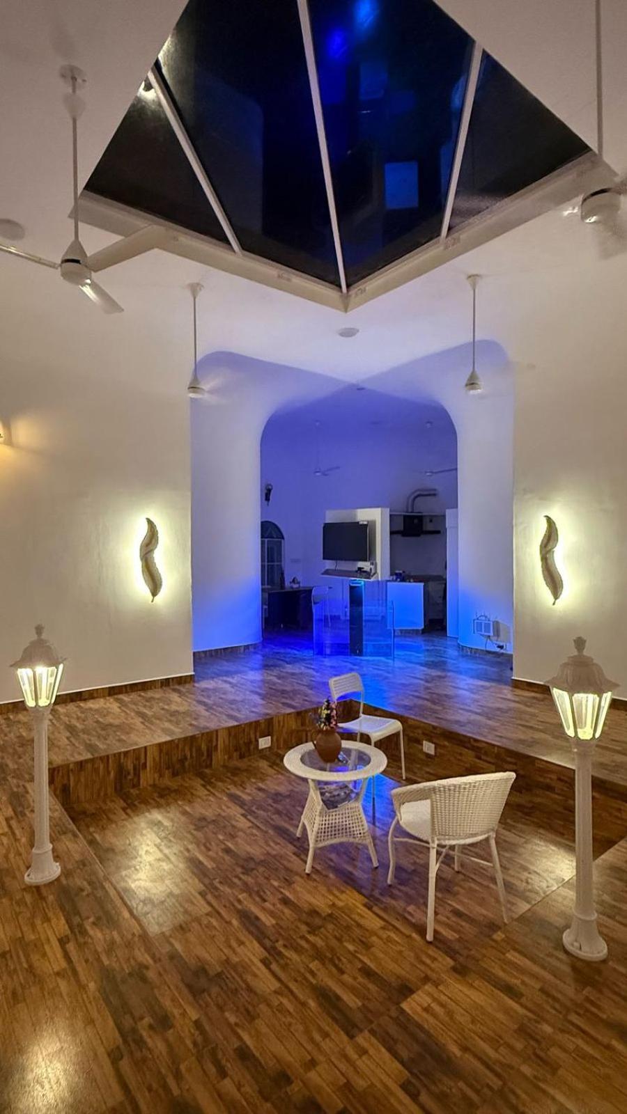 Caveman Guest House Пондичери Екстериор снимка